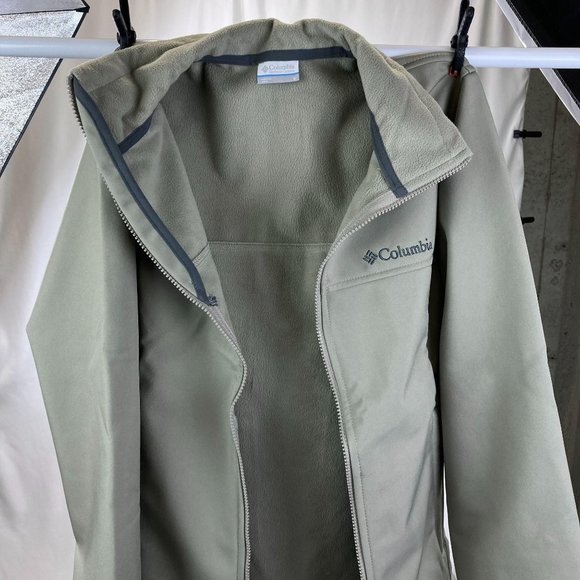 Columbia Sportswear’s Mt. Village Men’s Softshell Jacket (Camel, X-Large) NEW - Picture 6 of 9